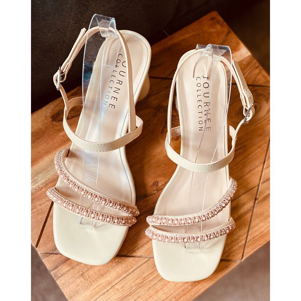 Journee Collection Pearl Beaded Sandals Block Heel‎ Special Occasion Shoes S 8.5